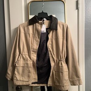 H&M Tan Utility Jacket with Dark Brown Collar